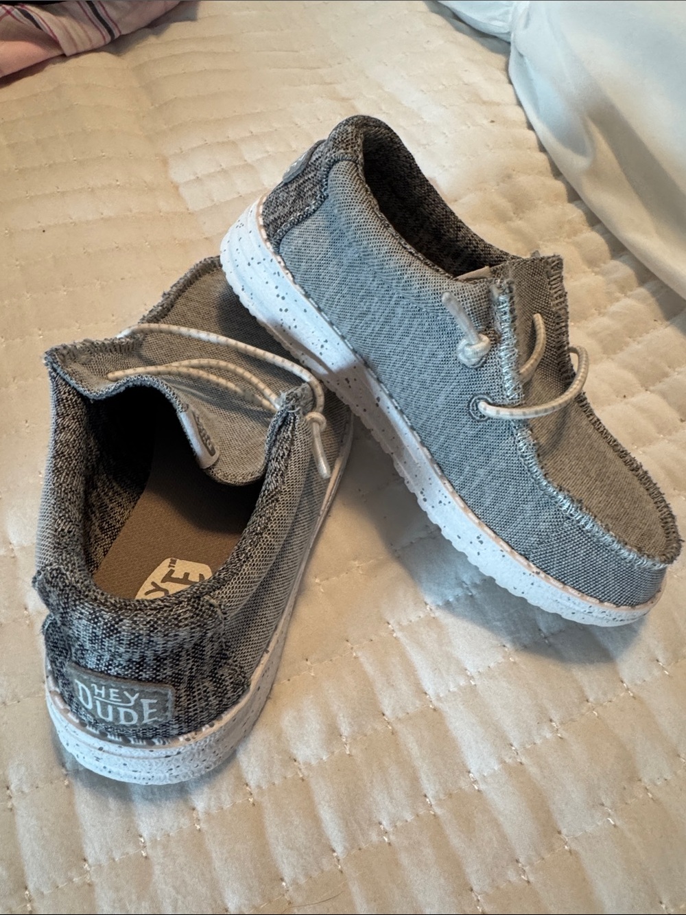 Hey Dude toddler Casual Slip-On Loafers in Light Gray size 11
